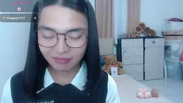 zhaviahale21 online show from 07-28-26, 02:24