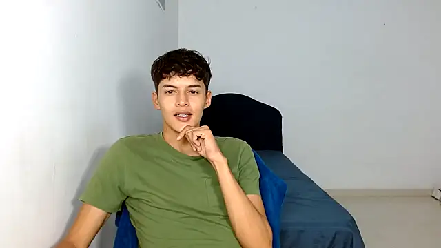 Snapshot of satisfactionx22 chatting on 03-05-25, 02:57 satisfactionx22 online show from 03-05-25, 02:57