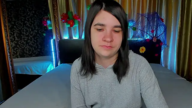  Polly Love  online show from 03-09-26, 07:23