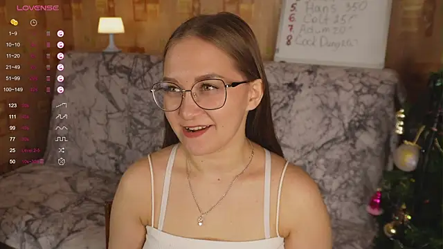 Snapshot of Miatiny chatting on 01-16-25, 12:31 Miatiny online show from 01-16-25, 12:31