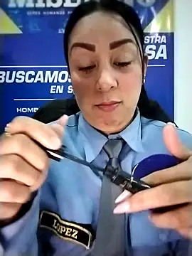 SAMANTHA-16  online show from 04-29-26, 01:04