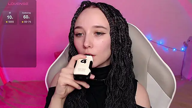 Snapshot of Robin_yourss chatting on 03-21-25, 04:07 Robin yourss online show from 03-21-25, 04:07