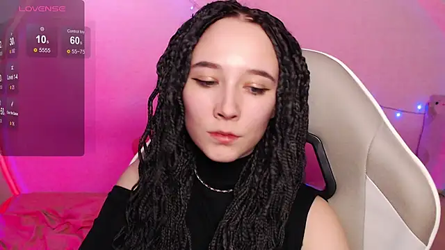 Snapshot of Robin_yourss chatting on 03-22-25, 02:03 Robin yourss online show from 03-22-25, 02:03