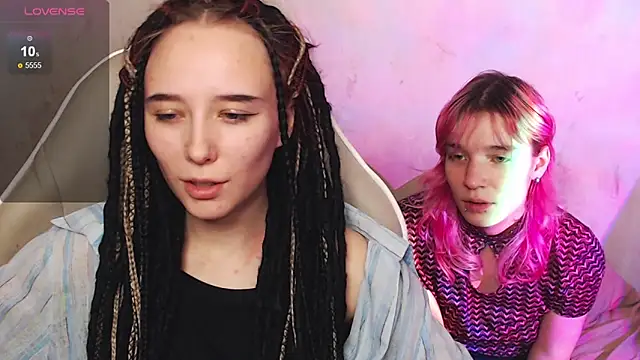 Snapshot of Robin_yourss chatting on 11-20-25, 04:07 Robin yourss online show from 11-20-25, 04:07