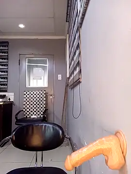 Snapshot of DickDiva1 chatting on 03-16-25, 02:55 DickDiva1 online show from 03-16-25, 02:55