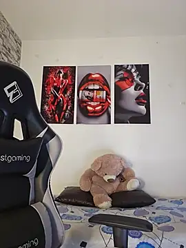 Antonella2 m online show from 11-28-25, 01:25