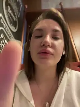 Holly Molii online show from 12-14-24, 08:23