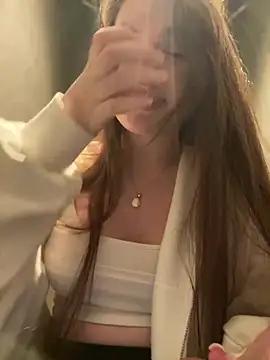 Holly Molii online show from 01-10-25, 07:57