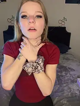 Snapshot of foxy_ana13 chatting on 01-20-25, 07:58 foxy ana13 online show from 01-20-25, 07:58