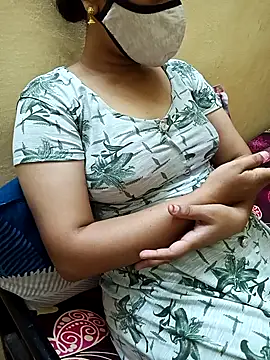 Snapshot of yourtamilcouple chatting on 03-16-25, 06:20 yourtamilcouple online show from 03-16-25, 06:20