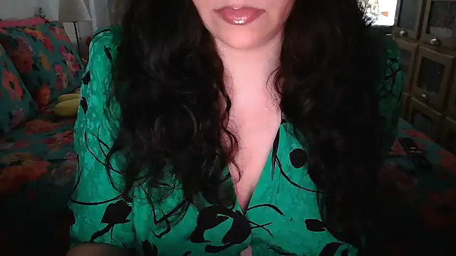 CronacaErotica online show from 09-19-25, 12:28