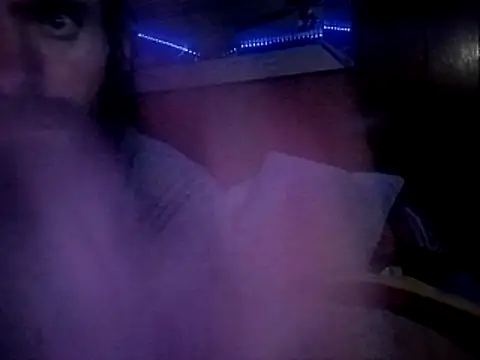 Snapshot of RobStrokes215 chatting on 03-23-26, 05:00 RobStrokes215 online show from 03-23-26, 05:00