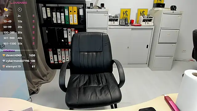 Snapshot of kilenyapatrice chatting on 12-29-24, 05:54 kilenyapatrice online show from 12-29-24, 05:54