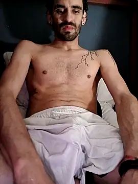 Snapshot of johngil0995 chatting on 09-10-25, 02:22 johngil0995 online show from 09-10-25, 02:22