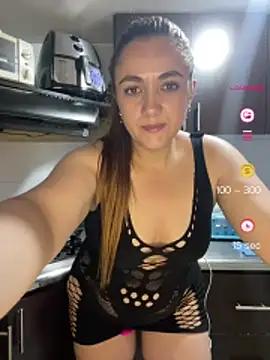 Snapshot of Shianrose chatting on 05-26-26, 10:50 Shianrose online show from 05-26-26, 10:50