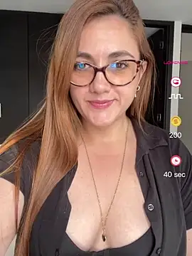 Snapshot of Shianrose chatting on 06-02-26, 10:23 Shianrose online show from 06-02-26, 10:23