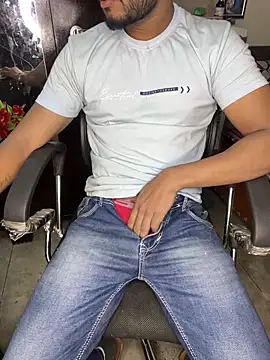 Snapshot of sexyboy09 chatting on 12-22-24, 03:00 sexyboy09 online show from 12-22-24, 03:00