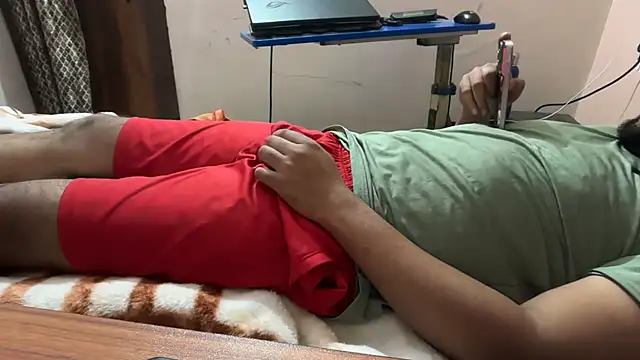 Snapshot of sexyboy09 chatting on 11-01-25, 06:37 sexyboy09 online show from 11-01-25, 06:37