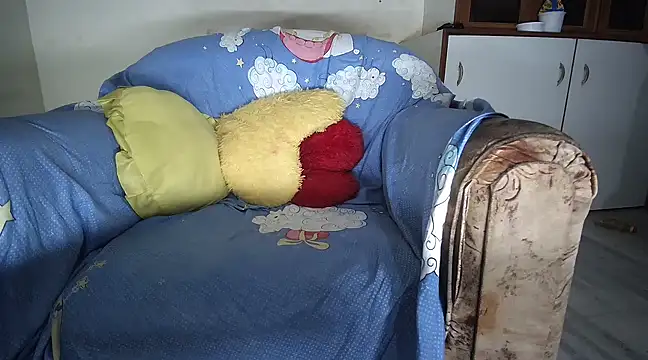 Snapshot of Kinjal_patel01 chatting on 02-08-25, 06:33 Kinjal patel01 online show from 02-08-25, 06:33