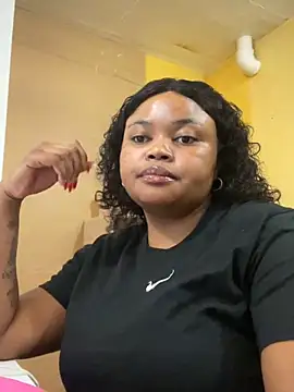 Snapshot of Curveysinaa chatting on 03-06-25, 08:52 Curveysinaa online show from 03-06-25, 08:52