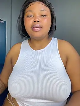 Snapshot of Curveysinaa chatting on 11-07-25, 05:51 Curveysinaa online show from 11-07-25, 05:51