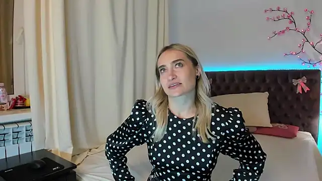 KateOwyns online show from 05-18-26, 11:49