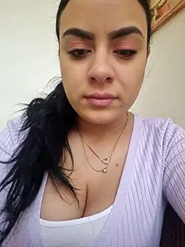 Snapshot of ElyzaIbarra chatting on 02-26-25, 05:20 ElyzaIbarra online show from 02-26-25, 05:20