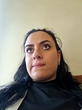 Snapshot of ElyzaIbarra chatting on 03-06-25, 12:52 ElyzaIbarra online show from 03-06-25, 12:52