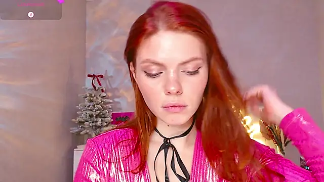 Snapshot of Red__Candy chatting on 01-04-25, 04:54 Red Candy online show from 01-04-25, 04:54