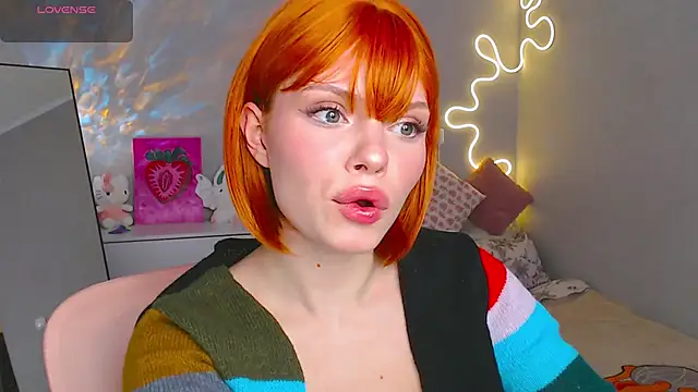 Snapshot of Red__Candy chatting on 02-24-25, 01:10 Red Candy online show from 02-24-25, 01:10