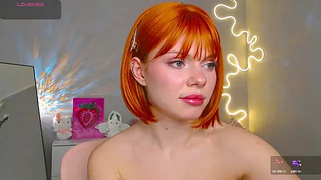 Snapshot of Red__Candy chatting on 02-27-25, 02:10 Red Candy online show from 02-27-25, 02:10