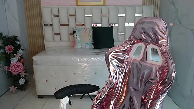 Snapshot of merloth_sub chatting on 02-08-25, 03:08 merloth sub online show from 02-08-25, 03:08