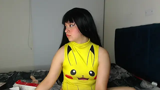 Snapshot of Bitsy_Messy chatting on 03-15-25, 10:35 Bitsy Messy online show from 03-15-25, 10:35