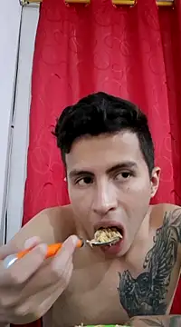 Snapshot of Velk_hot chatting on 12-02-24, 01:36 Velk hot online show from 12-02-24, 01:36