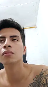 Snapshot of Velk_hot chatting on 12-03-24, 09:34 Velk hot online show from 12-03-24, 09:34