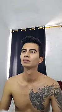 Snapshot of Velk_hot chatting on 12-08-24, 06:28 Velk hot online show from 12-08-24, 06:28