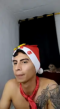 Snapshot of Velk_hot chatting on 12-11-24, 04:07 Velk hot online show from 12-11-24, 04:07