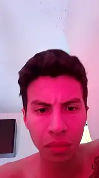 Snapshot of Velk_hot chatting on 12-15-24, 02:37 Velk hot online show from 12-15-24, 02:37