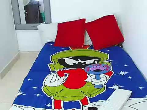 Snapshot of Velk_hot chatting on 11-22-25, 08:30 Velk hot online show from 11-22-25, 08:30