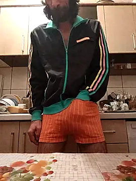 vulpe8400 online show from 10-12-25, 06:51