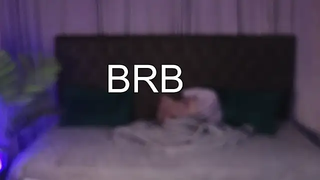 Snapshot of jenny_bunny_ chatting on 03-08-25, 05:28 jenny bunny online show from 03-08-25, 05:28