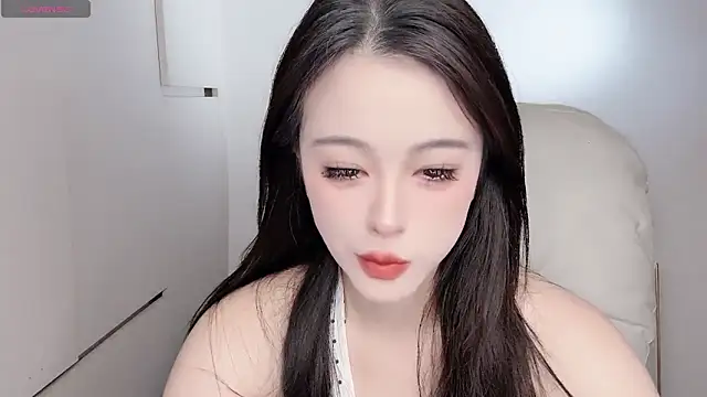 Snapshot of Neyllar chatting on 09-19-25, 11:44 Neyllar online show from 09-19-25, 11:44