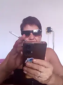 Snapshot of Ely_Elenita chatting on 09-11-25, 06:57 Ely Elenita online show from 09-11-25, 06:57