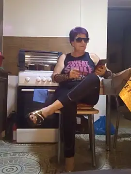 Snapshot of Ely_Elenita chatting on 11-04-25, 11:48 Ely Elenita online show from 11-04-25, 11:48