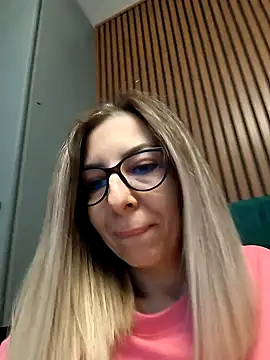 Snapshot of SukyGirl chatting on 01-13-25, 11:27 SukyGirl online show from 01-13-25, 11:27