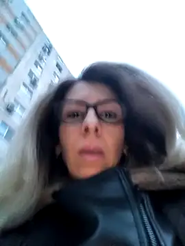 Snapshot of SukyGirl chatting on 02-08-25, 05:18 SukyGirl online show from 02-08-25, 05:18