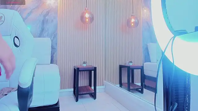 ella harper online show from 09-30-25, 02:38