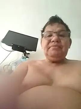 Snapshot of catatunboculion chatting on 07-11-26, 11:02 catatunboculion online show from 07-11-26, 11:02