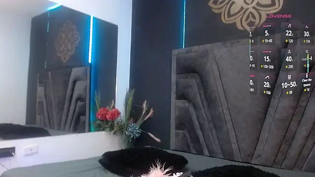 Snapshot of stefany_bro chatting on 10-31-25, 12:28 stefany bro online show from 10-31-25, 12:28