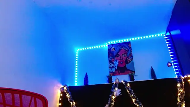 Miapeyton online show from 12-24-24, 12:00